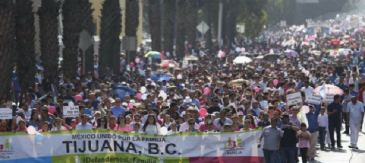 600 tūkst. meksikiečių protestavo prieš abortus ir radikalią genderizmo ideologiją