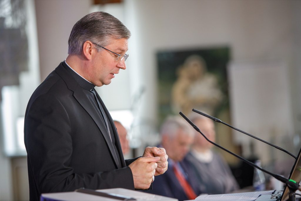 Arkivyskupas Kęstutis Kėvalas. Krikščionybė ir lietuvių tautos ateitis