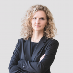 Kritikuojamas siūlymas finansavimą skirti tik trumpalaikių rezultatų siekiančioms organizacijoms